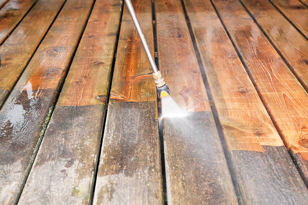 Best Parking Lot and Garage Cleaning  in Walled Lake, MI